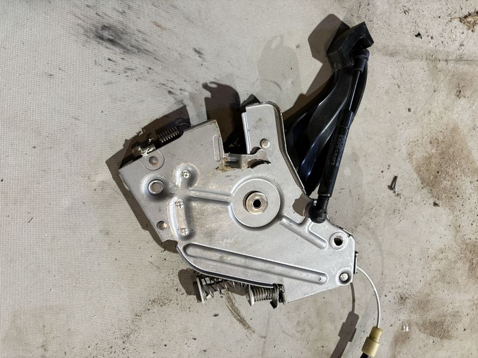 Audi Q7 face 2013 година Механизъм Педал Ръчна Спирачка