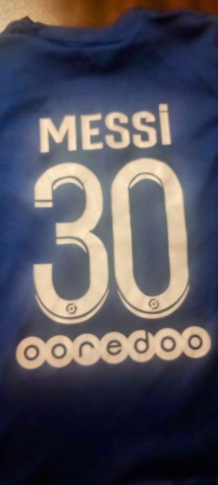 ПСЖ екип на Меси