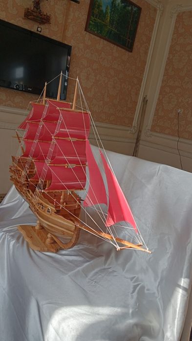 Корабль из дерева