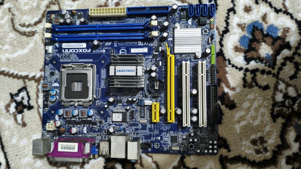 Компьютер с комплектующими