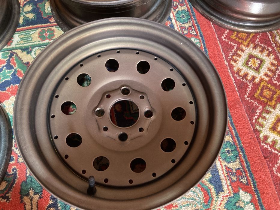 Продаются диски идеальные прямо из покраски R13