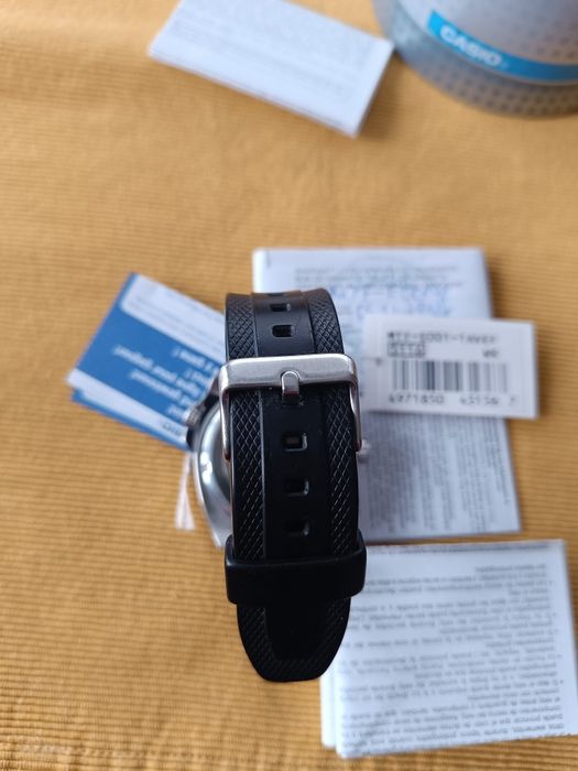 Часовник Casio MTF-E001