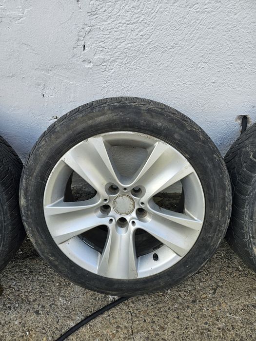 Vând Jante Aluminiu  R17 Bmw cu anvelope Iarna