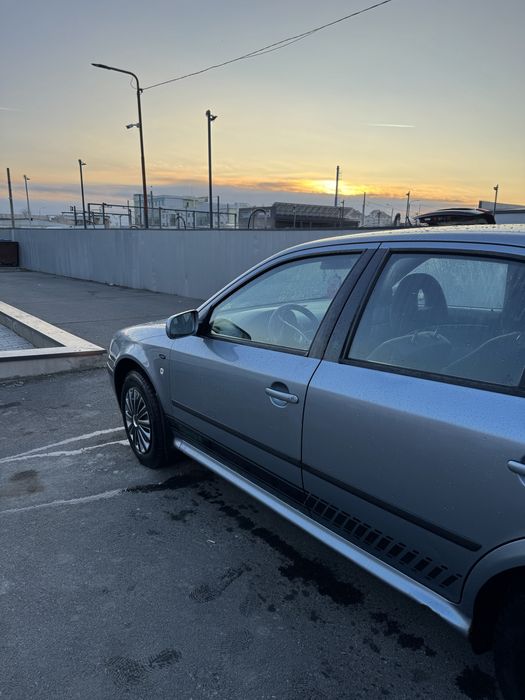 Skoda Octavia 1.6 i