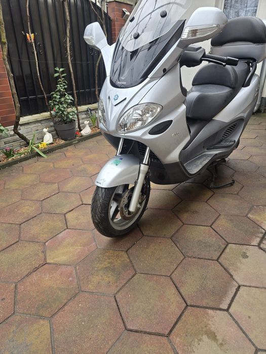 Piaggio x9 evolution