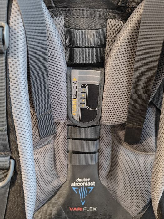 Rucsac de munte / drumeție Deuter Air Contact 55 + 10 L