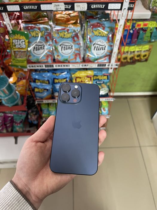 Продам 15 про макс 512gb