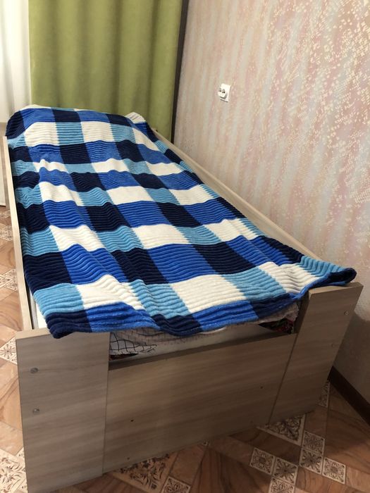 Продам кровать!