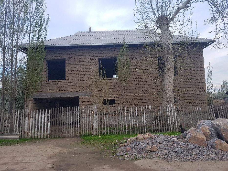 Хом гишт сотилади. Курилиш 2 баравар арзон тушади!