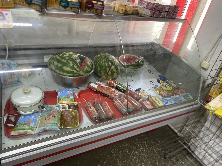 Продам оборудывание для магазина