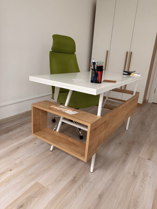 Mobilier birou pentru casa/firma