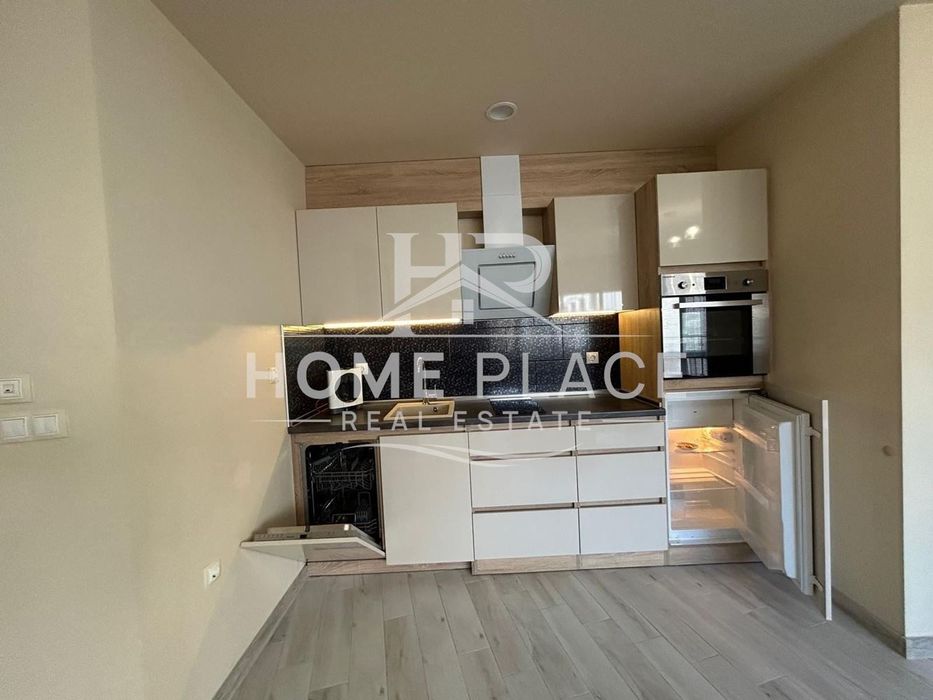 Дава се под наем Двустаен апартамент в Варна, Бриз - 60 кв.м за 598.23 € - Снимка #1