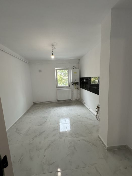Apartament 4 camere Dacia Etajul 1
