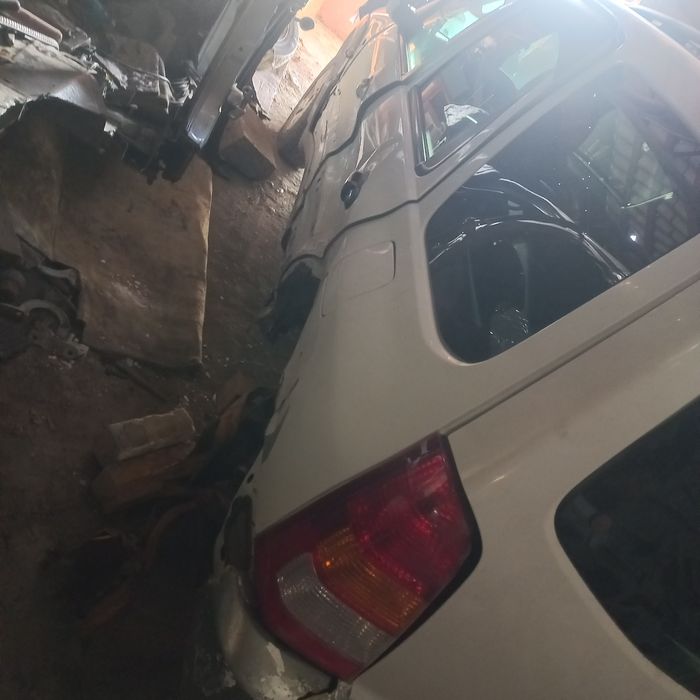 Продаётся мазда трибьют