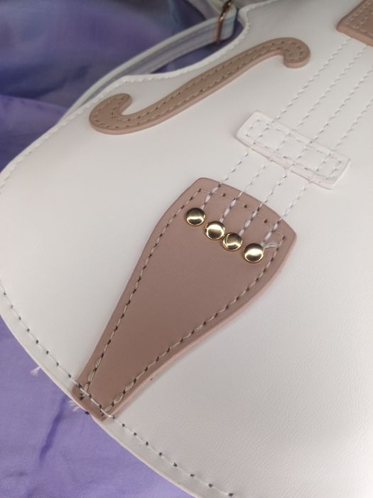 Дамска кожена чанта Китара