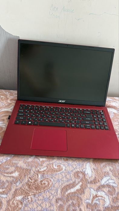 Продам ноутбук Acer в отличном состоянии
