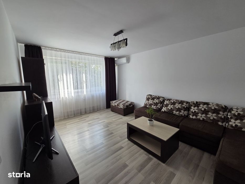Închiriez apart . 3 camere zona Trapezului, complet mobilat și utilat
