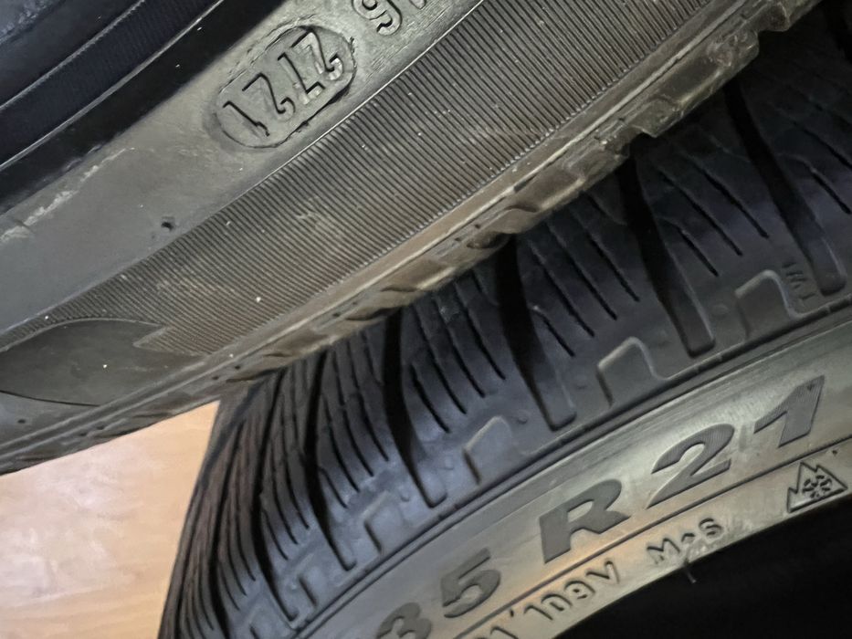 2x Anvelope Iarna Porsche Cayenne N0- Porsche Orig Pirelli 315 35 21
