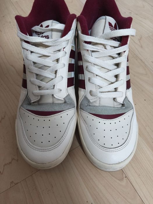 Adidas Rivalry low..