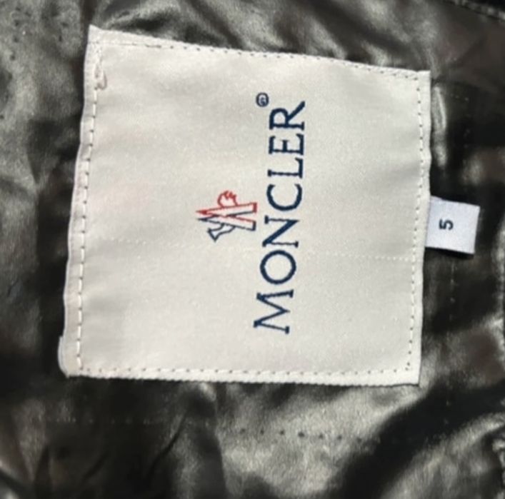 Geaca iarna moncler