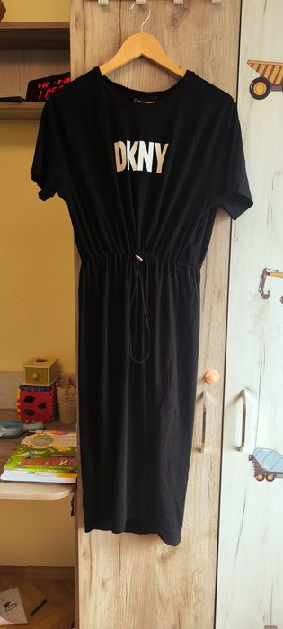 Рокля  DKNY (М размер)