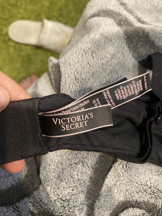 Нов сутиен на Виктория Сикрет - голям размер
