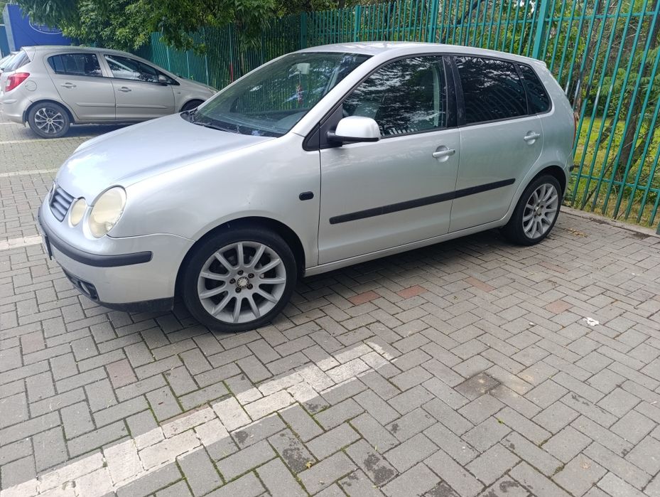 Volkswagen Polo 1.2 benzina, 2003, aer conditinat, faruri automate cu follow me home