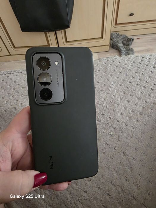 Продам новый телефон