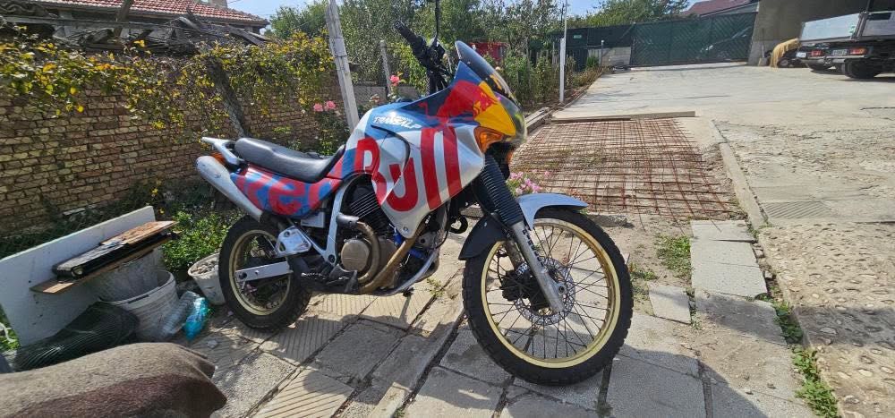 ХОНДА ТРАНСАЛП 500€  без докоменти