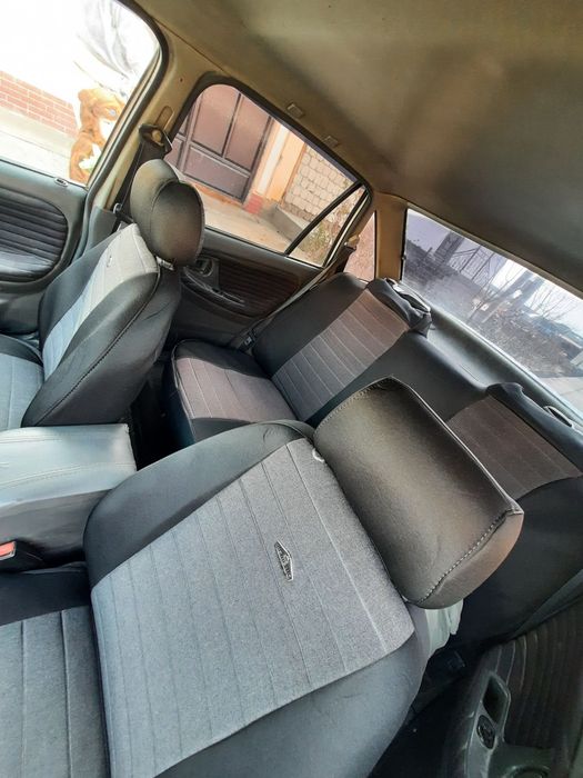 Nixea 1 3600$
Yili 2002 yil
Yoqilgi benzn metan 100talik
Kraska 30%