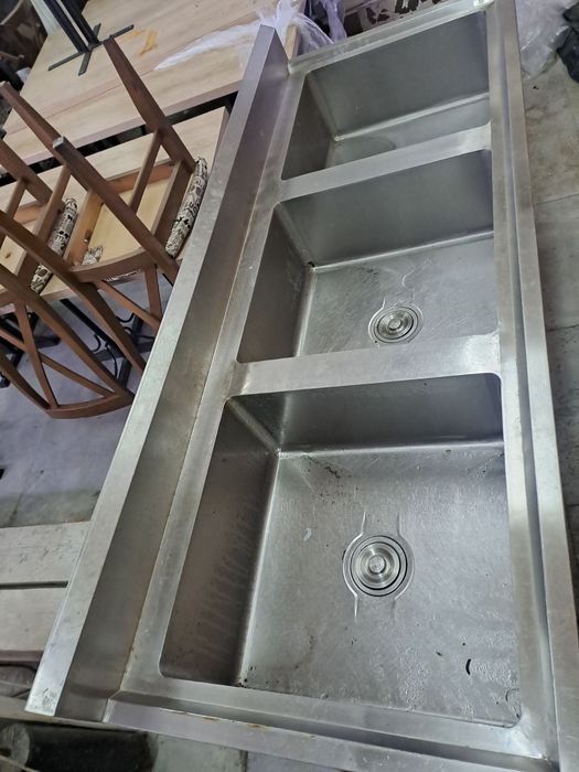 Тройна мивка неръждавейка