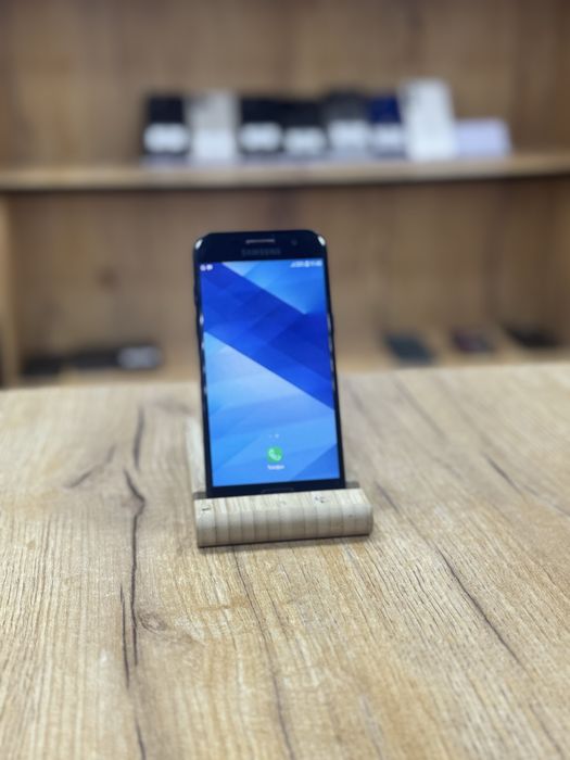 Samsung A 3 2017