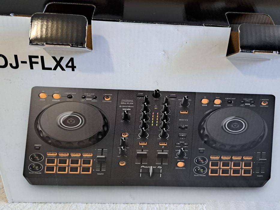 Consola Pioneer DJ DDJ-FLX4 – Nou, sigilat