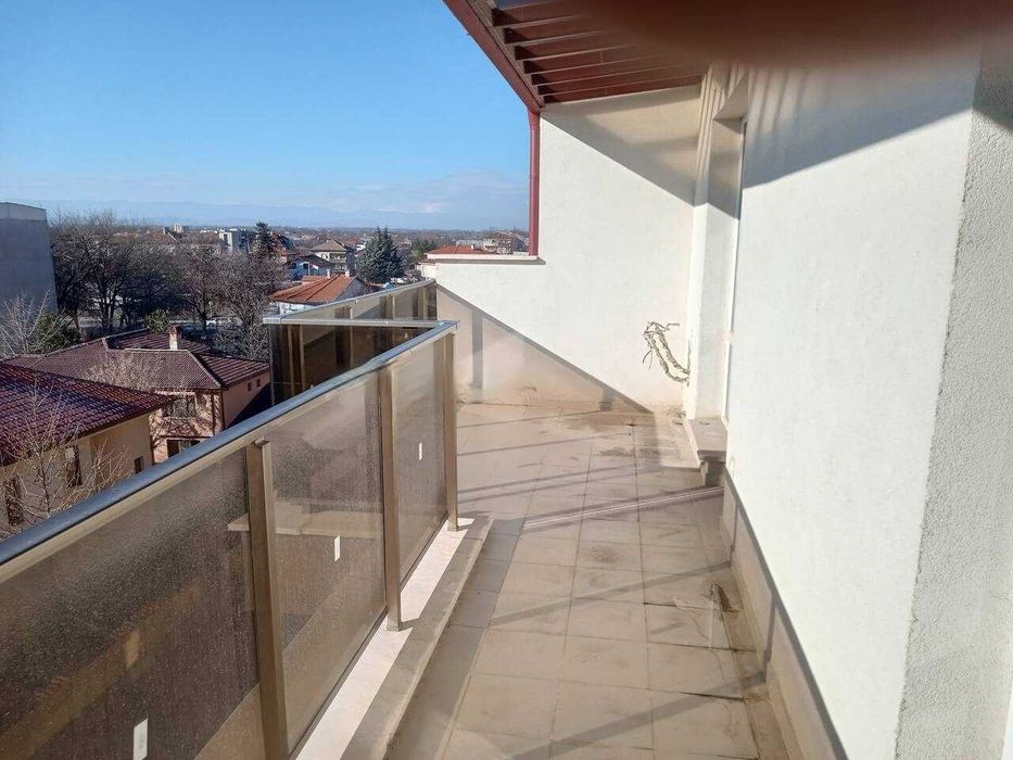 Продава се Двустаен апартамент в Пловдив, Христо Смирненски - 75 кв.м за 1294 €/кв.м - Снимка #2