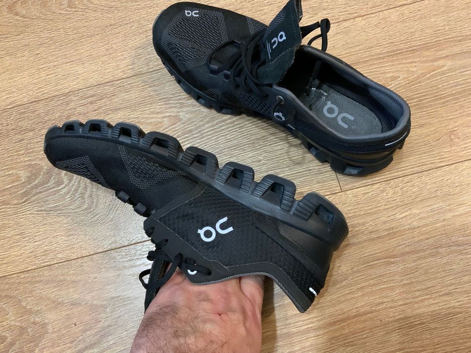 On Cloud-оригинални обувки 42 размер