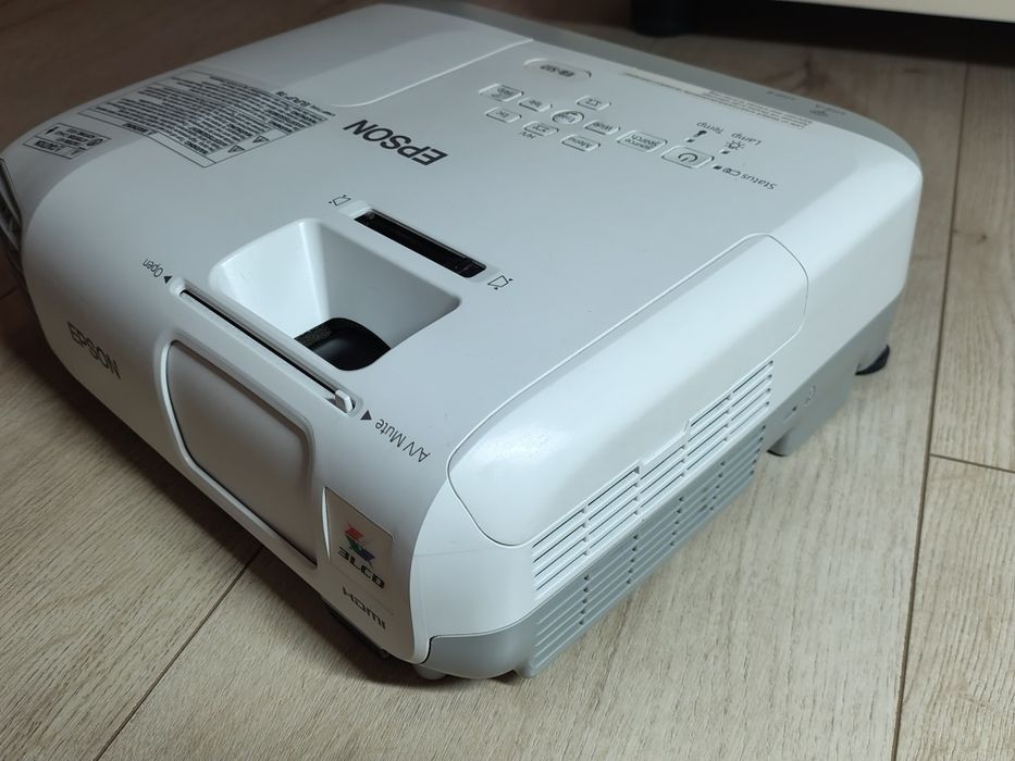 Video proiector Epson h568b