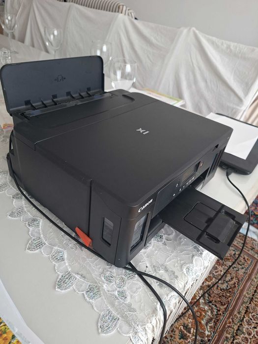 Продается свой цветной Принтер Canon PIXMA G5040 б/у