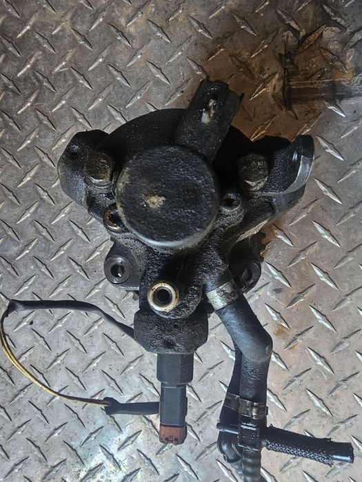 Pompa inalta presiune Peugeot 607 2.2 HDI 0445010021