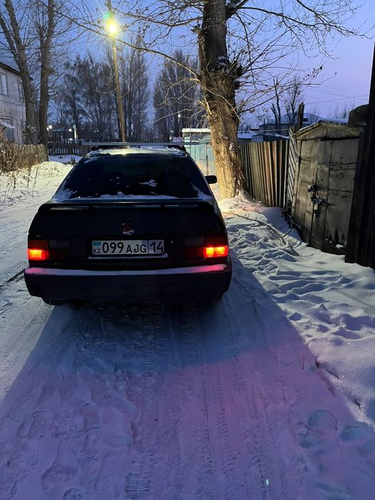 Фольксваген Пассат б3