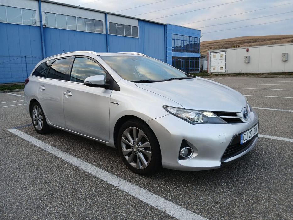 TOYOTA Auris