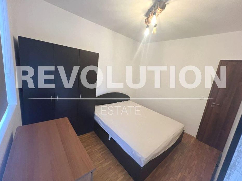 Дава се под наем Двустаен апартамент в Варна, Колхозен пазар - 50 кв.м за 350 € - Снимка #4