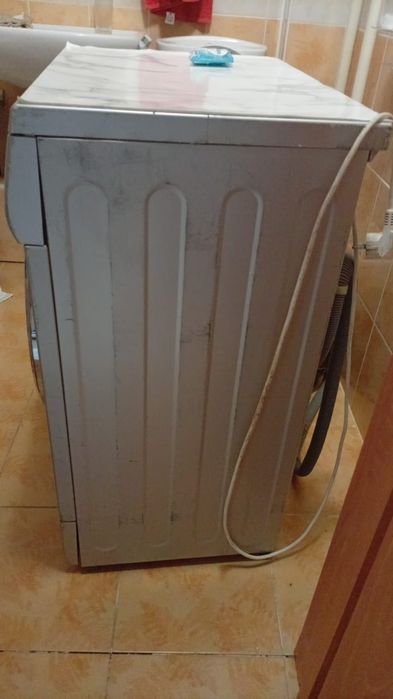 Продам стиральную машинку