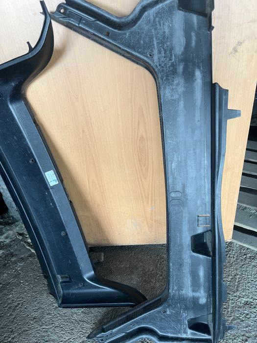 Накладка на багажник мерседес 202.