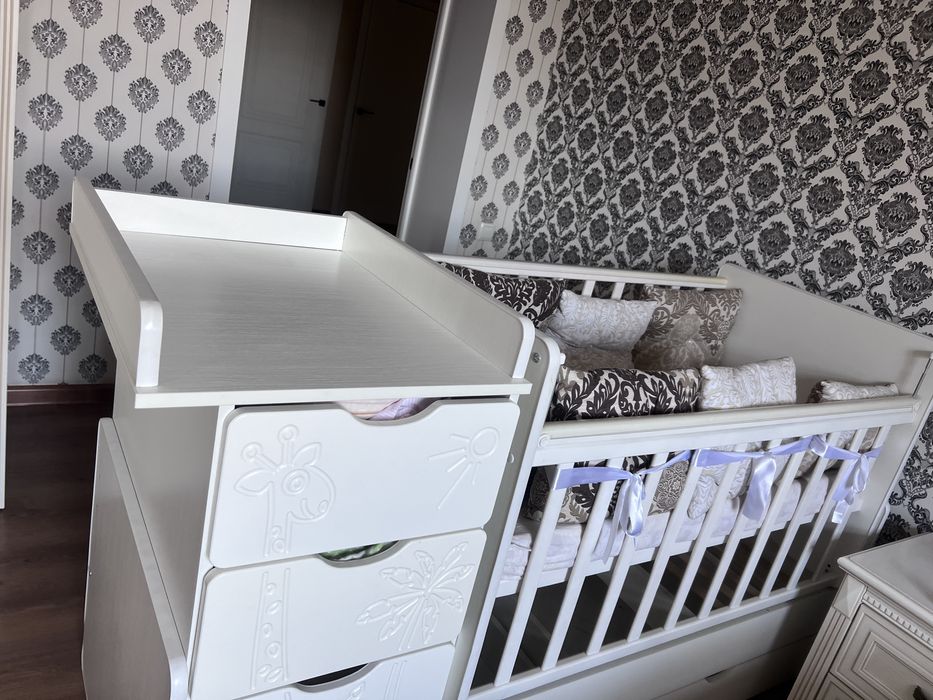 Детская кровать с бортиками