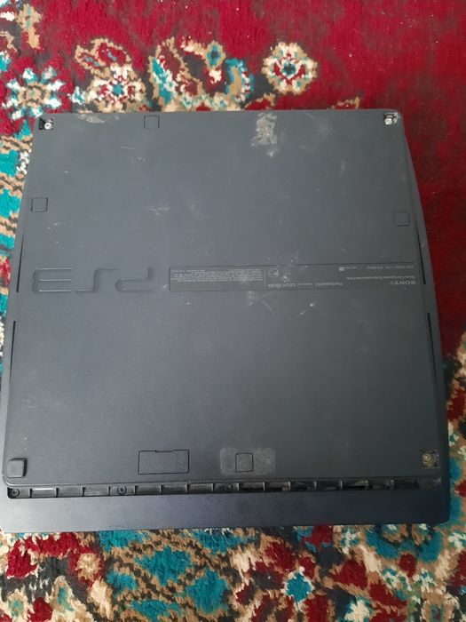 Playstation 3 slim  сотилади