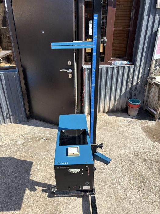 Прибор контроля и регулировки света фар