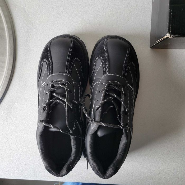 Bocanci pantofi incaltaminte sport barbati cu talpa groasa 43 28cm noi