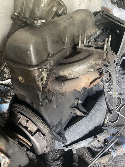 Двигатель ваз    .