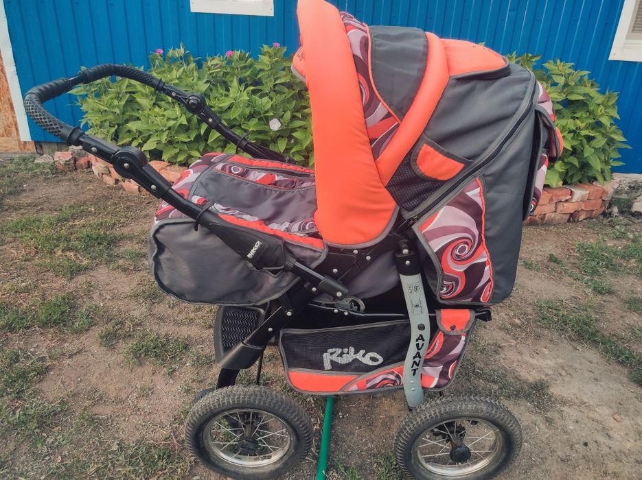 Продам коляску Алтынсаринский район