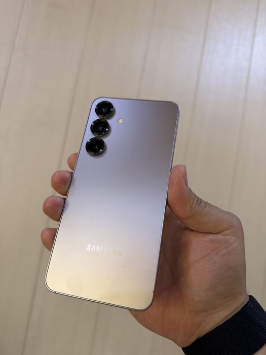 Samsung S25/256gb silver